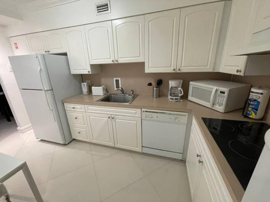 Sian 3G Apartment Холивуд Екстериор снимка